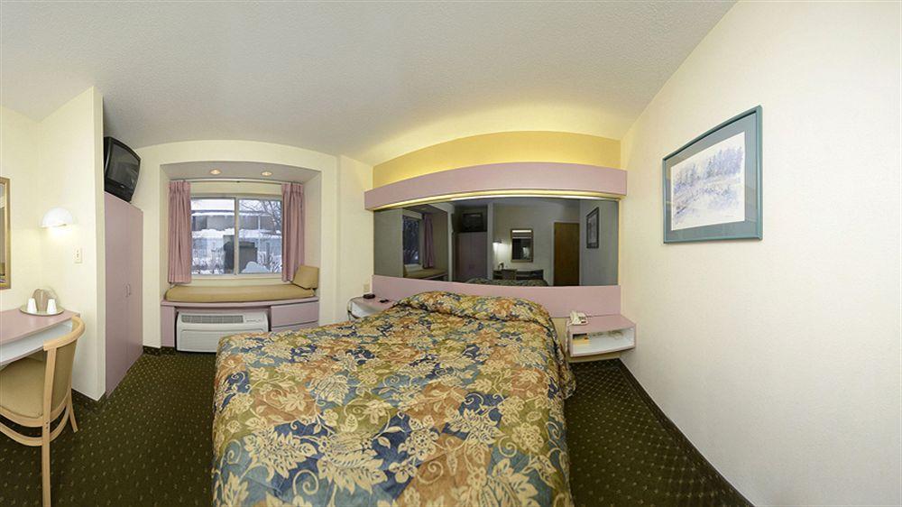 Americas Best Value Inn - Восток Сиракьюс Экстерьер фото